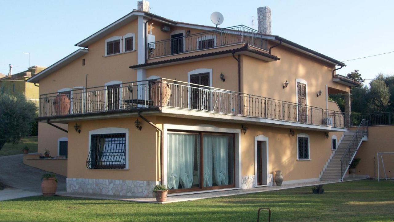 Bed and Breakfast Il Giardino Degli Ulivi Canneto  Екстер'єр фото