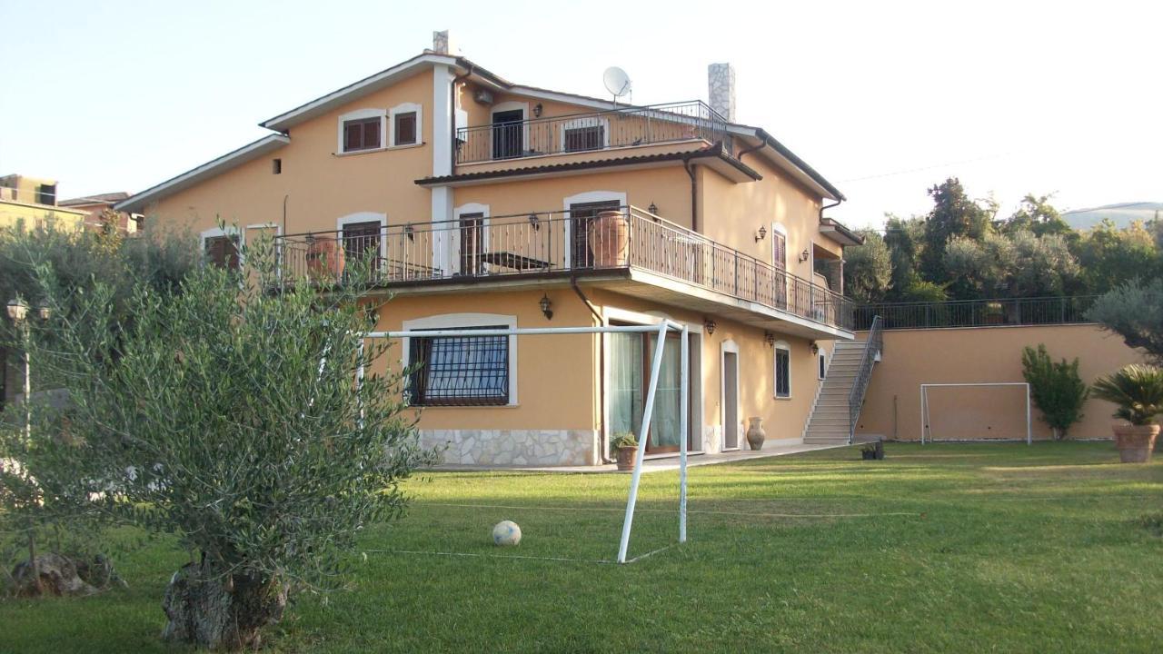 Bed and Breakfast Il Giardino Degli Ulivi Canneto  Екстер'єр фото