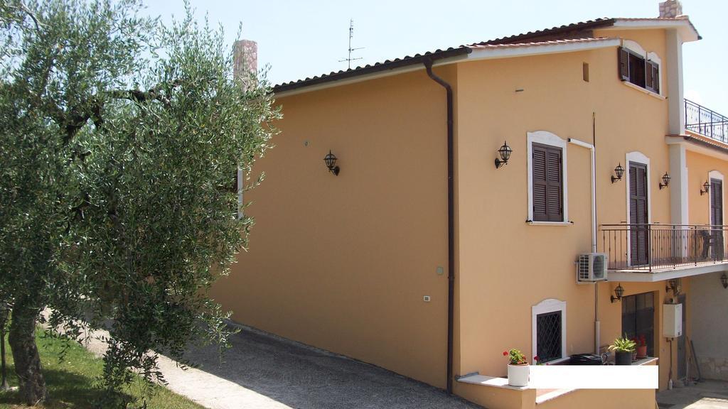 Bed and Breakfast Il Giardino Degli Ulivi Canneto  Екстер'єр фото