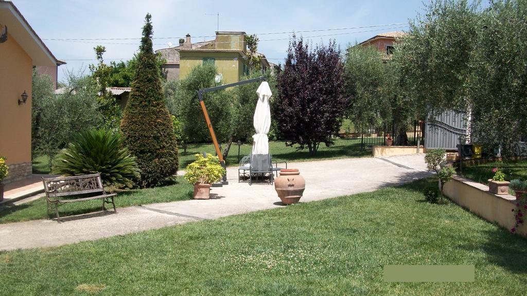 Bed and Breakfast Il Giardino Degli Ulivi Canneto  Екстер'єр фото